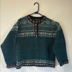L.L. Bean Green and White Patterned Sweater